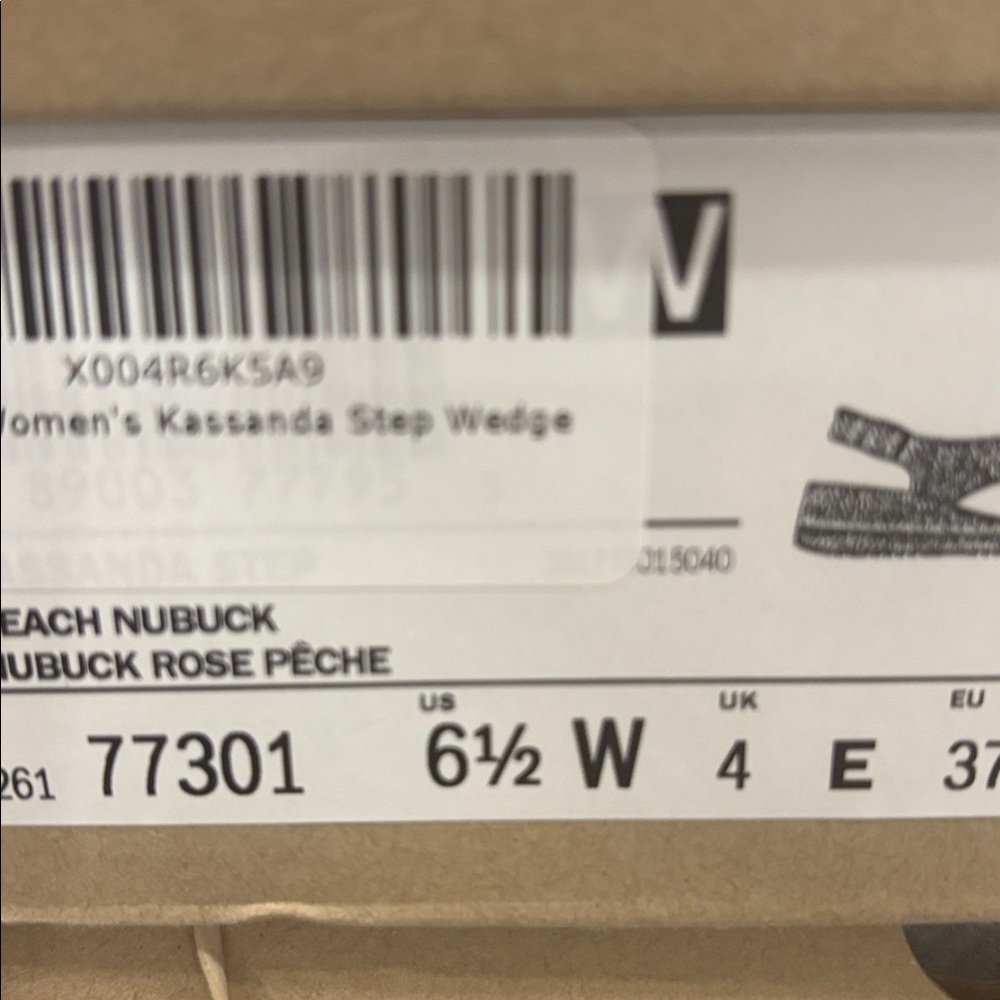 Clarks new woman’s Coral Sandals with box - Picture 7 of 9
